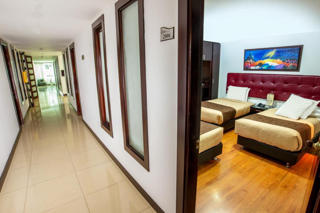 Aw Hotel Connect 33 Богота Екстер'єр фото