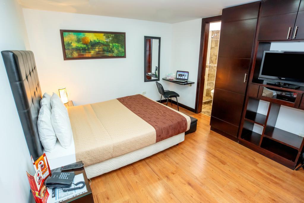 Aw Hotel Connect 33 Богота Екстер'єр фото